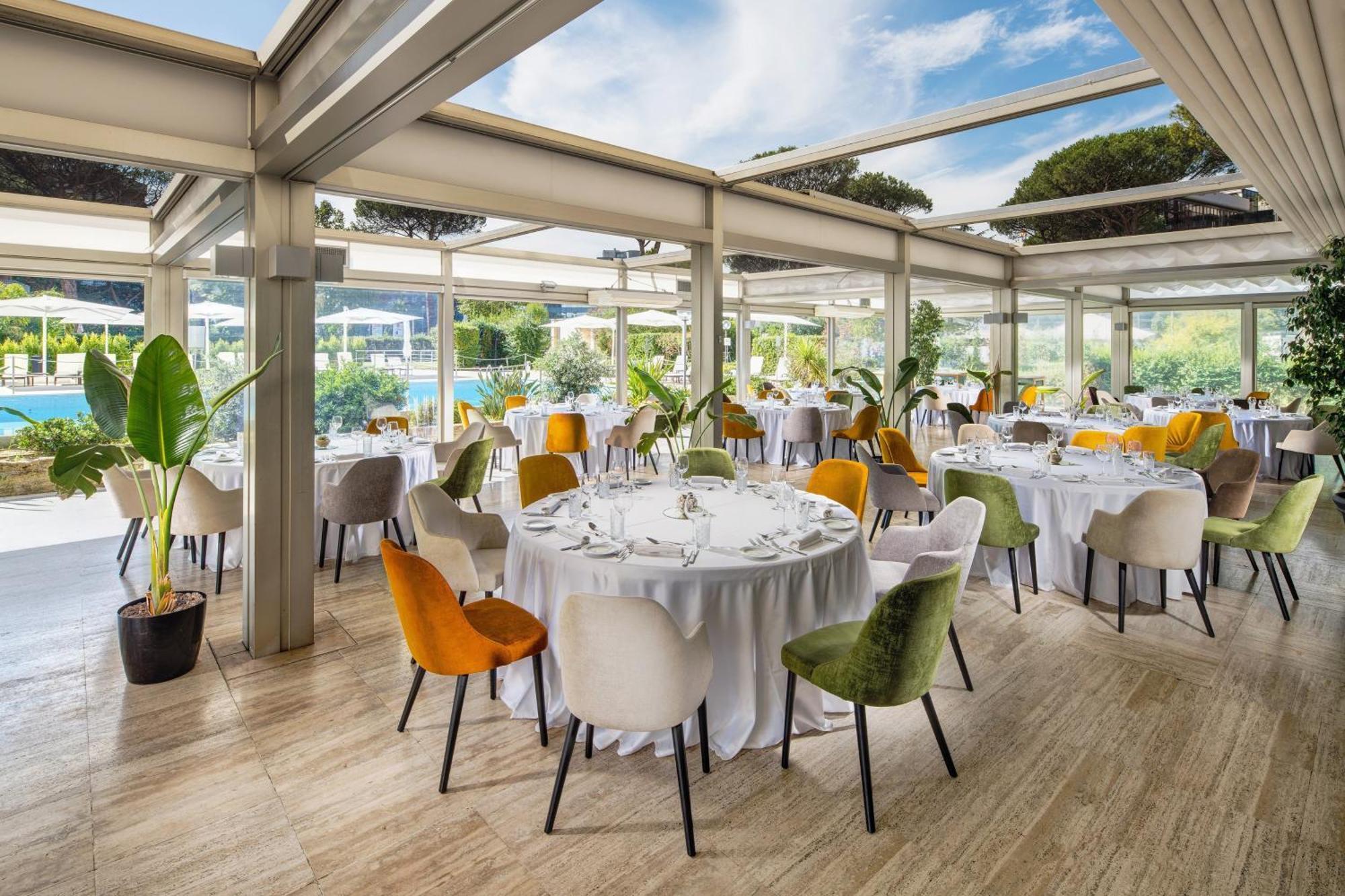 Holiday Inn Rome - Eur Parco Dei Medici By Ihg Exterior foto